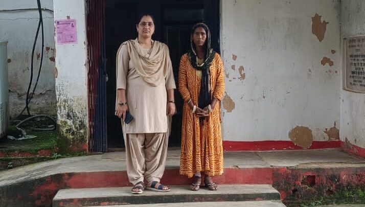 जशपुर पुलिस ने ढूंढ लाई गुम नाबालिक बच्ची को उत्तर प्रदेश से, लौटाई परिजनों के चेहरे पर मुस्कान