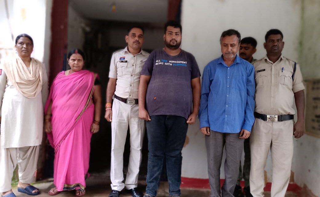 ठगी के मामले में फरार तीन आरोपियों को जशपुर पुलिस ने अंबिकापुर से धर दबौचा, गिरफ्तार कर भेजा जेल