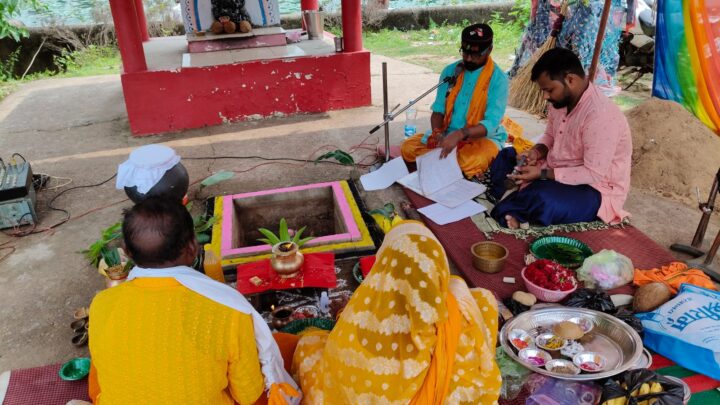 भैरव बाबा मंदिर डभराखुर्द में विशेष यज्ञ हवन पूर्णाहुति संपन्न