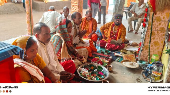 डभराखुर्द में अखंड नवधा रामायण  कलशयात्रा शोभायात्रा के साथ शुरू