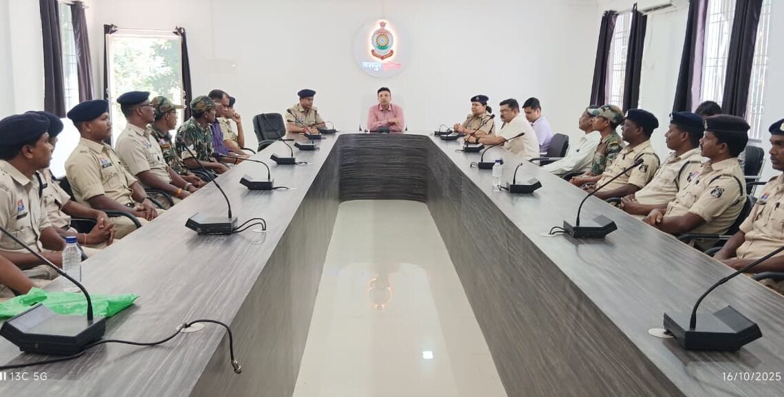 जशपुर पुलिस ने सीखा सी.पी.आर. (Cardio Pulmonary Resuscitation) देकर जीवन बचाने का हुनर,