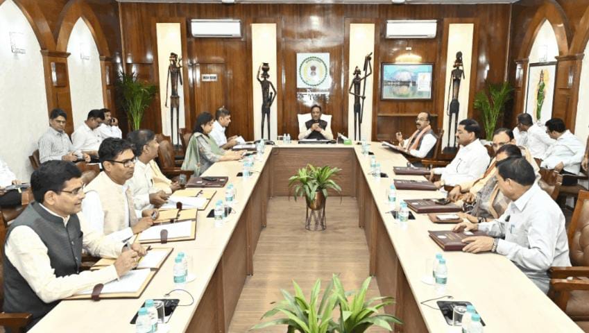 क्या रायपुर में 1 नवंबर से लागू होगी पुलिस कमिश्नर प्रणाली ? गृह विभाग ने तैयार किया पूरा खाका, चार IPS अफसरों में मचेगी रेस!