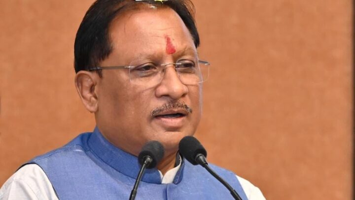 मुख्यमंत्री विष्णुदेव साय के नेतृत्व में सड़कों और पुल-पुलिया के निर्माण से बदल रही है जिले की तस्वीर पीएम ग्राम सड़क योजना अंतर्गत 3.81 करोड़ की लागत से जामपानी से दुलदुला सड़क के नवीनीकरण कार्य  प्रगति पर