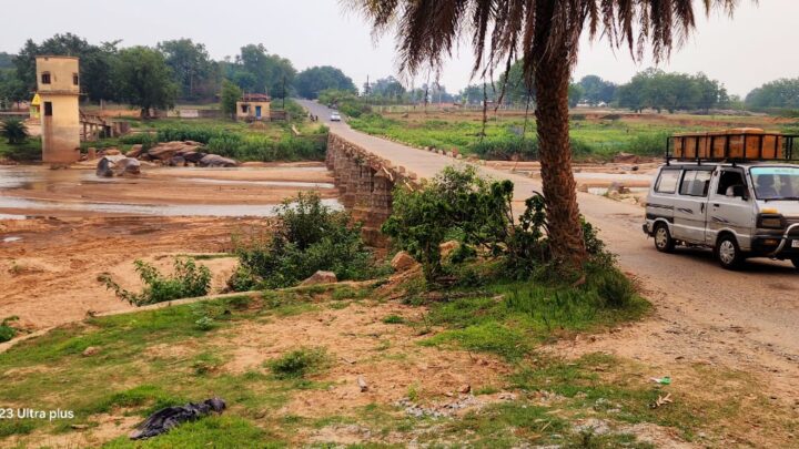 मुख्यमंत्री विष्णुदेव साय के निर्देश पर कुनकुरी-रनपुर मार्ग पर ईब नदी पर बनेगा उच्चस्तरीय पुल, आवागमन होगा और भी सुरक्षित 120 मीटर लंबे पुल के निर्माण के लिए 4.86 करोड़ रुपए स्वीकृत