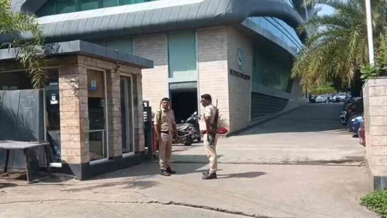 आयकर विभाग की कार्रवाई, दिलीप बिल्डकॉन के ठिकानों पर छापेमारी, टैक्स चोरी के आरोप