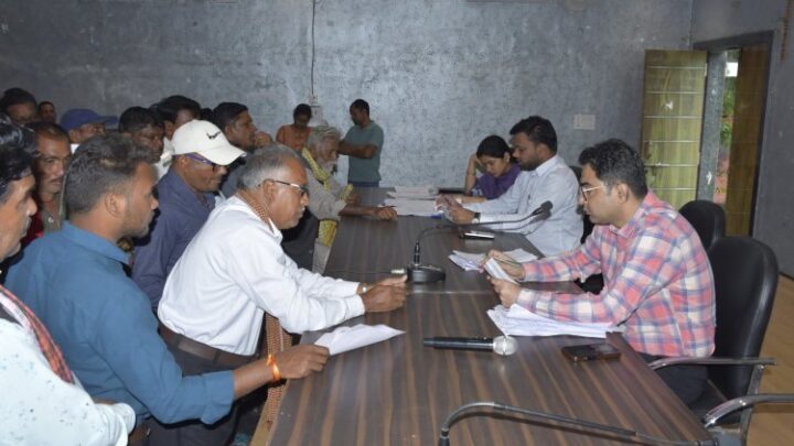 आमजनों ने मांगों एवं समस्याओं के निराकरण की मांग की 100 से अधिक आवेदन प्राप्त हुए