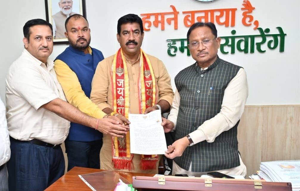 किसानों के एग्री-स्टेक पंजीयन की समय वृद्धि बढ़ाने को लेकर मुख्यमंत्री जी से मुलाकात किए : भाजपा किसान मोर्चा