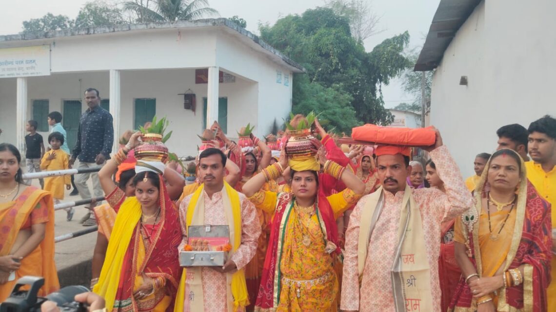 करनौद के सरपंच डडसेना परिवार में कलश यात्रा के साथ प्रारंभ हुआ संगीतमय श्री रामकथा  (पर्ची वाले बाबा के मुखारविंद से बह रही है रामकथा)