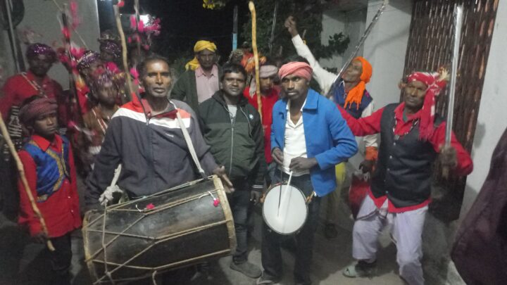 सिलादेही में राउत नाचा उत्सव   (यादव समाज ने घर-घर कर दिखाया पारंपरिक नृत्य प्रदर्शन