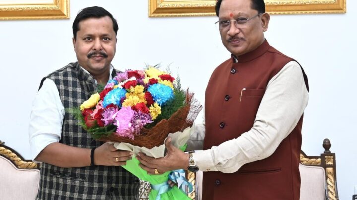 मुख्यमंत्री विष्णु देव साय से बिहार के पथ निर्माण मंत्री श्री नितिन नवीन ने की सौजन्य मुलाकात