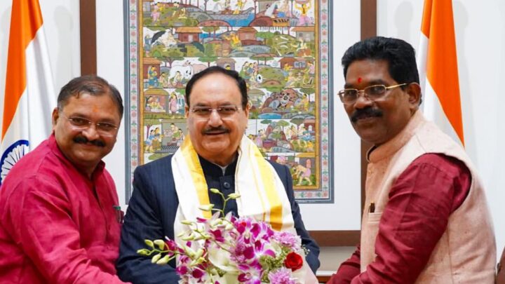 सांसद पांडेय ने दी भाजपा राष्ट्रीय अध्यक्ष जेपी नड्डा को जन्मदिन की बधाई