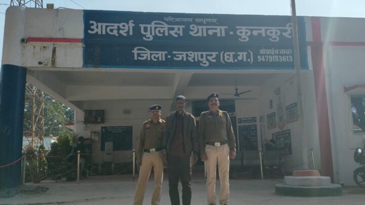 गौ तस्करी के खिलाफ जशपुर पुलिस की कार्यवाही,17 नग गौ वंशों को छुड़ाया तस्करों के चंगुल से, दो आरोपी गिरफ्तार भेजा जेल