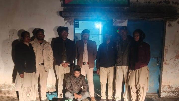 14.8 लीटर अवैध देशी मदिरा जब्त