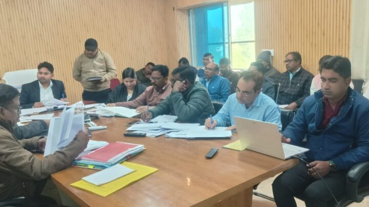 प्रधानमंत्री धन-धान्य कृषि योजना में जिले को राष्ट्रीय स्तर पर शीर्ष पर लाने का लक्ष्य – सीईओ जिला पंचायत कृषि एवं मत्स्य विभाग की योजनाओं की हुई गहन समीक्षा