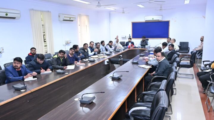 बगिया समृद्धि एम कैड योजना से जशपुर में सिंचाई व्यवस्था का होगा आधुनिकीकरण,बनेगा भारत देश का मॉडल प्रोजेक्ट कलेक्टर की अध्यक्षता में  समृद्धि योजना के क्रियान्वयन के संबंध में बैठक आयोजित इस योजना से 13 ग्रामों के कुल 4831 हेक्टेयर क्षेत्र को आधुनिक सिंचाई सुविधा से जोड़ा जाएगा