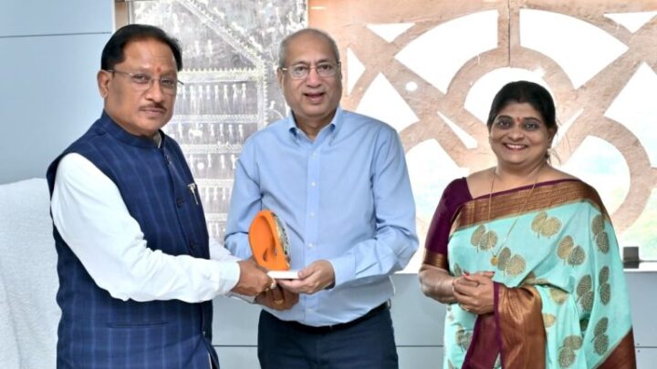 मुख्यमंत्री से एनएमआईएमएस के प्रतिनिधियों ने की मुलाकात, एडुसिटी नया रायपुर में नारसी मोंजी इंस्टीट्यूट ऑफ मैनेजमेंट स्टडीज के कैंपस खोलने का मिला प्रस्ताव