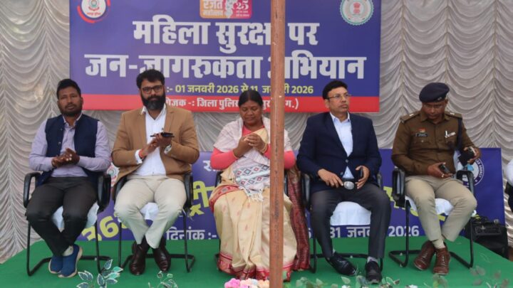 बिना सीट बेल्ट, हेलमेट, व शराब पीकर वाहन चलाने के लिए, पिछले साल की तुलना में, इस साल जशपुर पुलिस ने की बड़ी संख्या में कार्यवाही