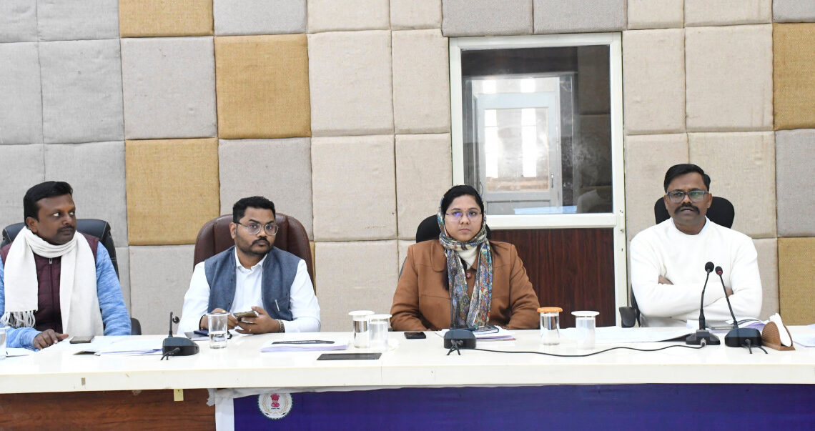 तातापानी महोत्सव संक्रांति परब 2026 , कलेक्टर ने की तैयारियों की समीक्षा