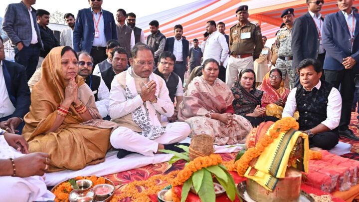 मुख्यमंत्री विष्णुदेव साय ने कोतबा क्षेत्र को दी विकास की बड़ी सौगात 51 करोड़ 73 लाख रुपये के 28 विकास कार्यों का किया लोकार्पण एवं भूमिपूजन लुड़ेग में महतारी सदन, बागबहार में नवीन तहसील कार्यालय भवन का हुआ शुभारम्भ क्षेत्र में स्वास्थ्य, सड़क, शिक्षा और पेयजल व्यवस्था होगी सुदृढ़