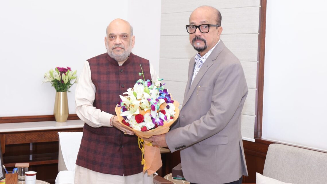 राज्यपाल रमेन डेका ने गृह मंत्री अमित शाह से सौजन्य भेंट की