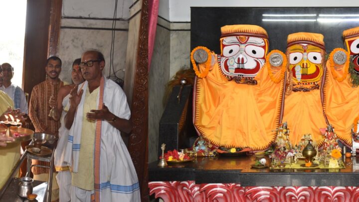 राज्यपाल रमेन डेका ने किए महाप्रभु श्री जगन्नाथ भगवान के दर्शन