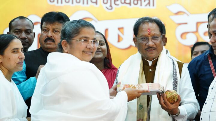 माँ का आशीर्वाद और अपार जनस्नेह : बगिया में आत्मीयता के साथ मना मुख्यमंत्री का जन्मदिन