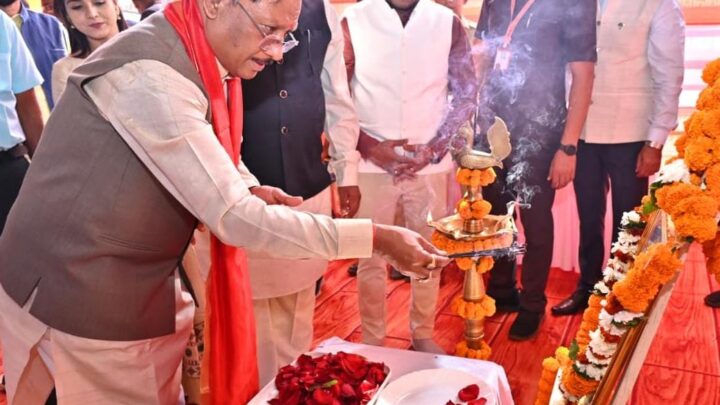 जन्मदिन पर सेवा का संदेश: मुख्यमंत्री साय ने जन्मदिन पर रक्तदान शिविर का किया शुभारंभ