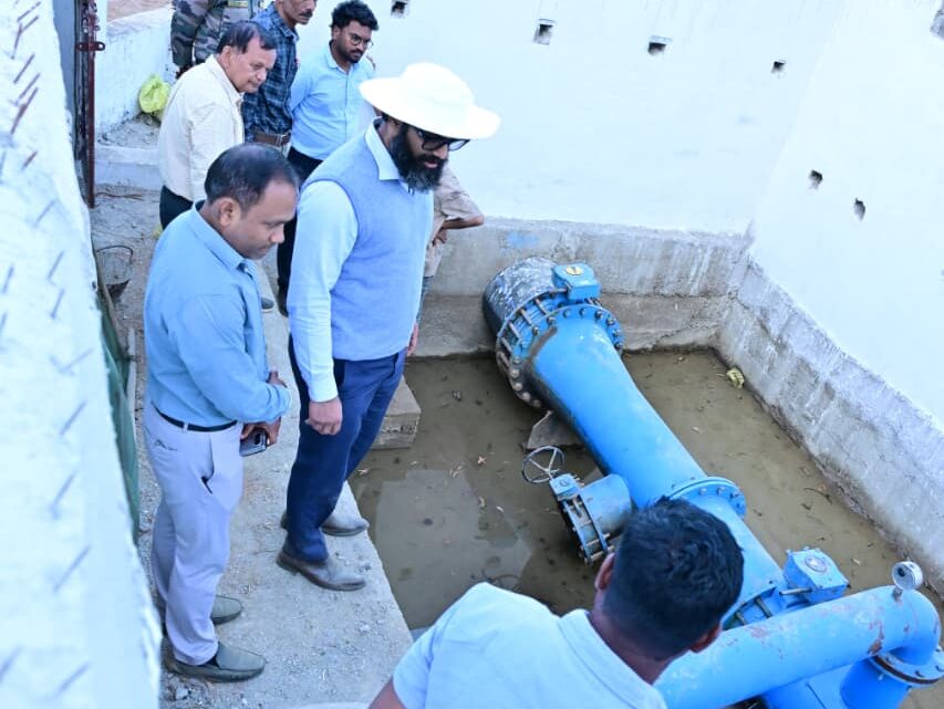 बिना बिजली और डीजल – पेट्रोल से होगी 100 एकड़ खेतों में सिंचाई सरगुजा संभाग की पहली नवाचारी सिंचाई परियोजना का कार्य पूर्ण कांसाबेल ब्लॉक अंतर्गत पोंगरो एनीकट हाइड्रो पावर पम्पिंग योजना बनेगी सिंचाई की नई मिसाल मुख्यमंत्री द्वारा लोकार्पण प्रस्तावित, जिला पंचायत अध्यक्ष एवं कलेक्टर ने किया प्रोजेक्ट का निरीक्षण